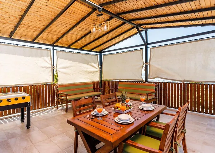 Uzumlu Village 2 Bedroom 6085 Villa Kalkan