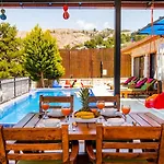 Uzumlu Village 2 Bedroom 6085 * Kalkan
