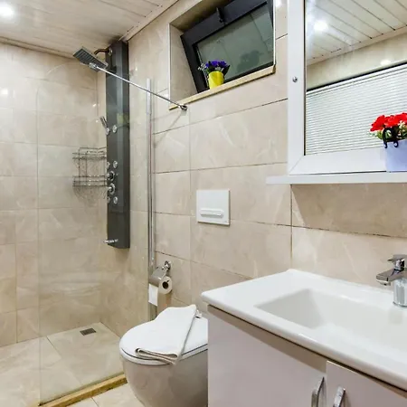 Uzumlu Village 2 Bedroom 6085 ヴィラ カルカン